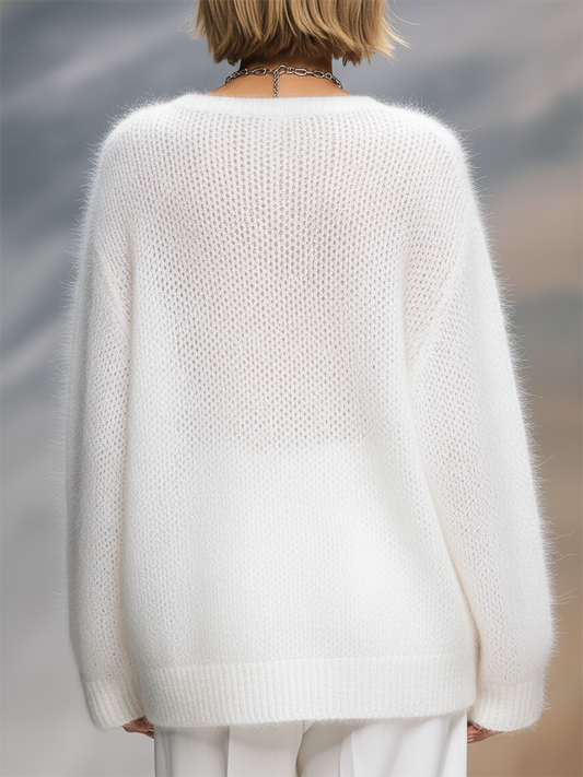 Elegant White Round Neck Long Sleeve Loose Knit Pullover Sweater
